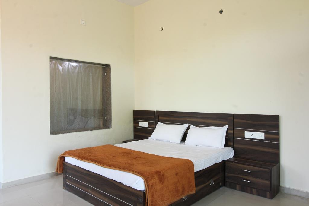 Richi Valley Mount Abu Hotel Eksteriør billede